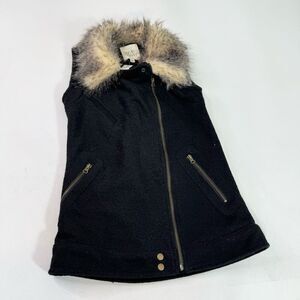 NWT Thread & Supply Vest Womens Small Black Wool Blend Faux Fur Collar Knit